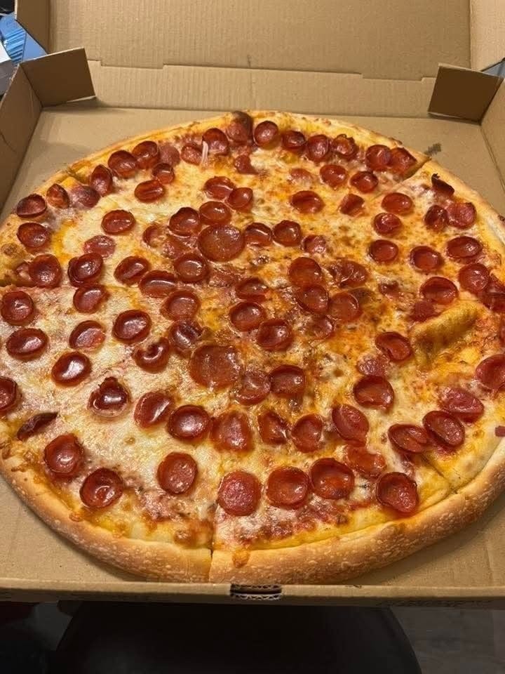 Classic pepperoni pizza